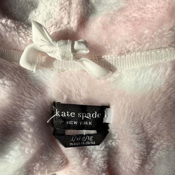 Kate Spade pink hearts soft plush bathrobe. L - Picture 5 of 8